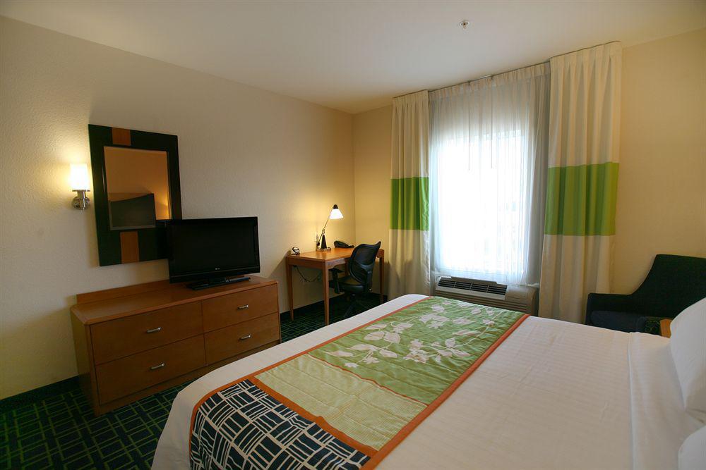 Fairfield Inn And Suites By Marriott Lakeland Plant City Exteriör bild
