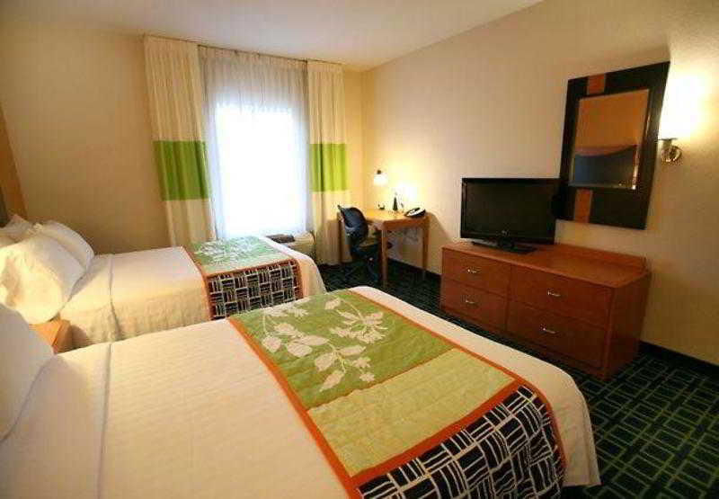 Fairfield Inn And Suites By Marriott Lakeland Plant City Exteriör bild