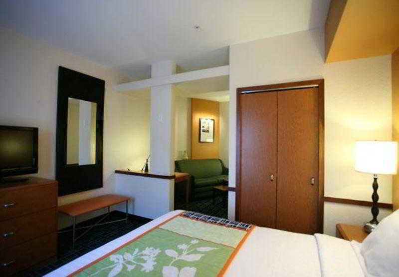 Fairfield Inn And Suites By Marriott Lakeland Plant City Exteriör bild