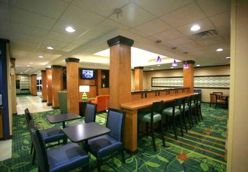 Fairfield Inn And Suites By Marriott Lakeland Plant City Restaurang bild